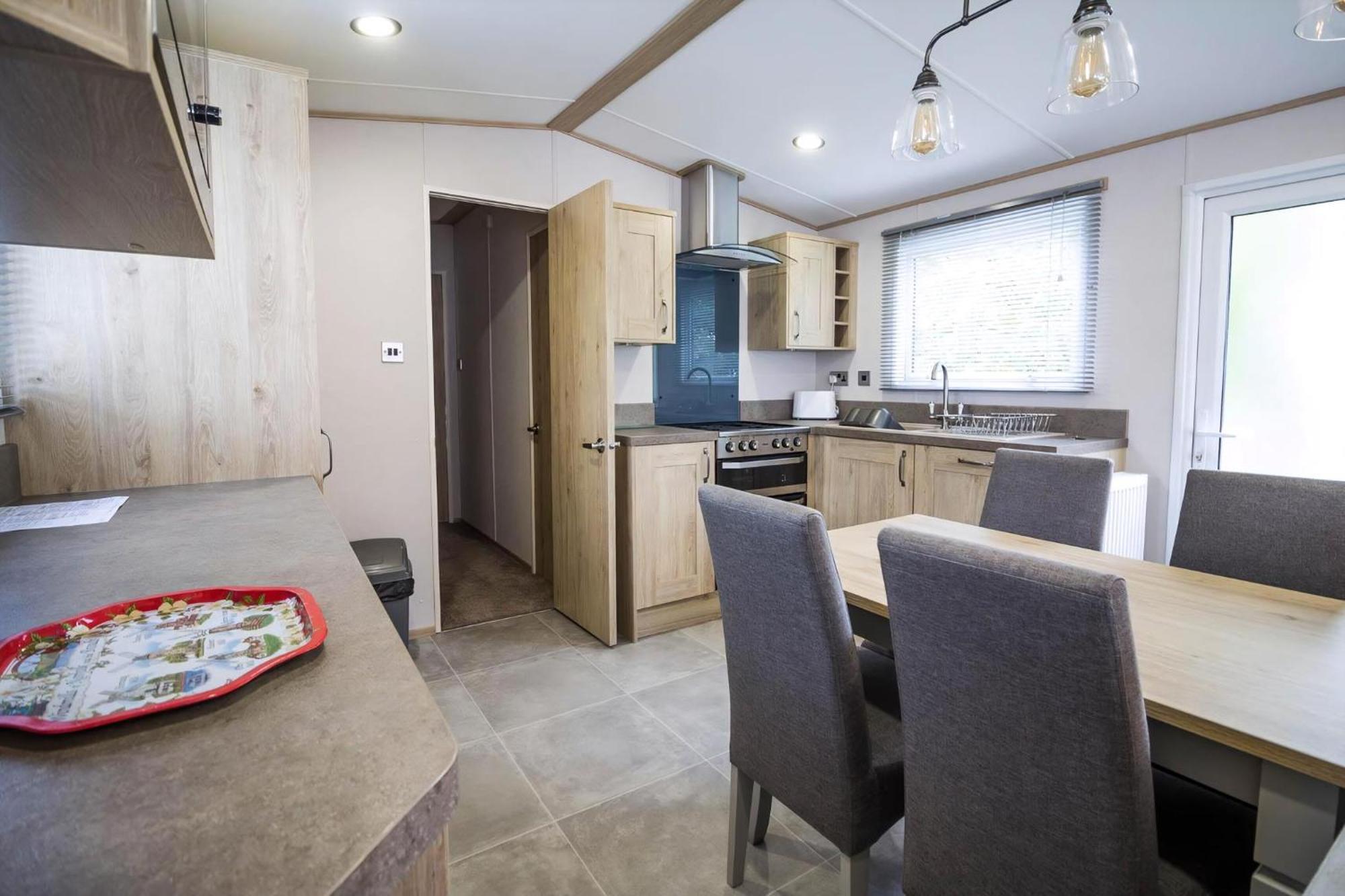 Beautiful 6 Berth Caravan With Decking At Southview Holiday Park Ref 33024O Hotell Skegness Exteriör bild
