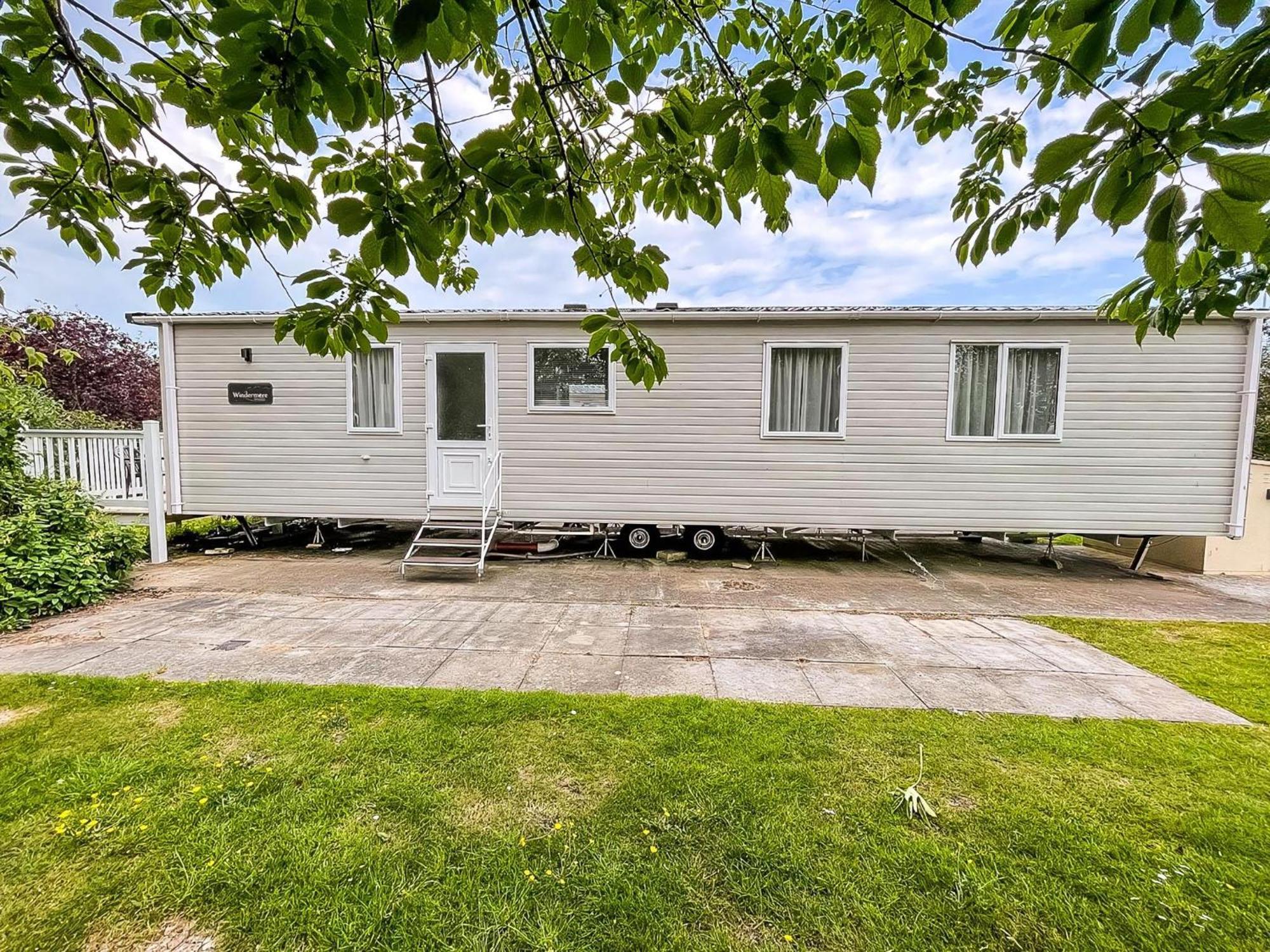 Beautiful 6 Berth Caravan With Decking At Southview Holiday Park Ref 33024O Hotell Skegness Exteriör bild